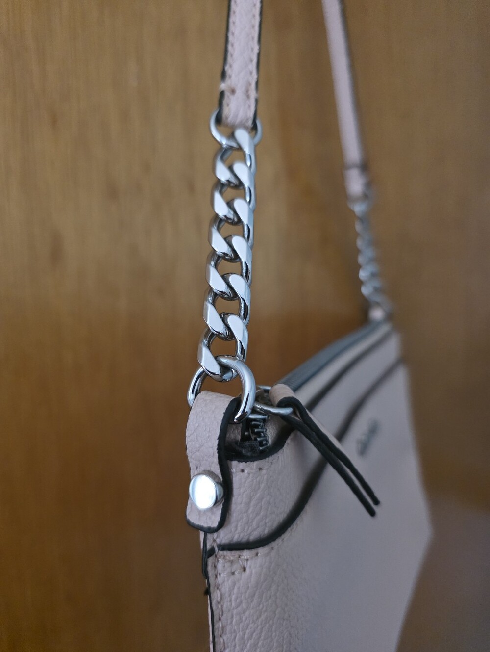 Calvin Klein Pale Pink Pebbled Leather Shoulder Bag with Chain Accent - Picture 3 of 4